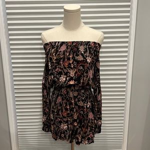 Backless long sleeve romper